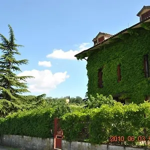 https://bb-la-vecchia-quercia.emilia-romagnahotels.net