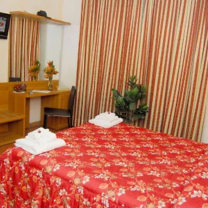 https://hotel-chopin-milan.italymilanhotels.net