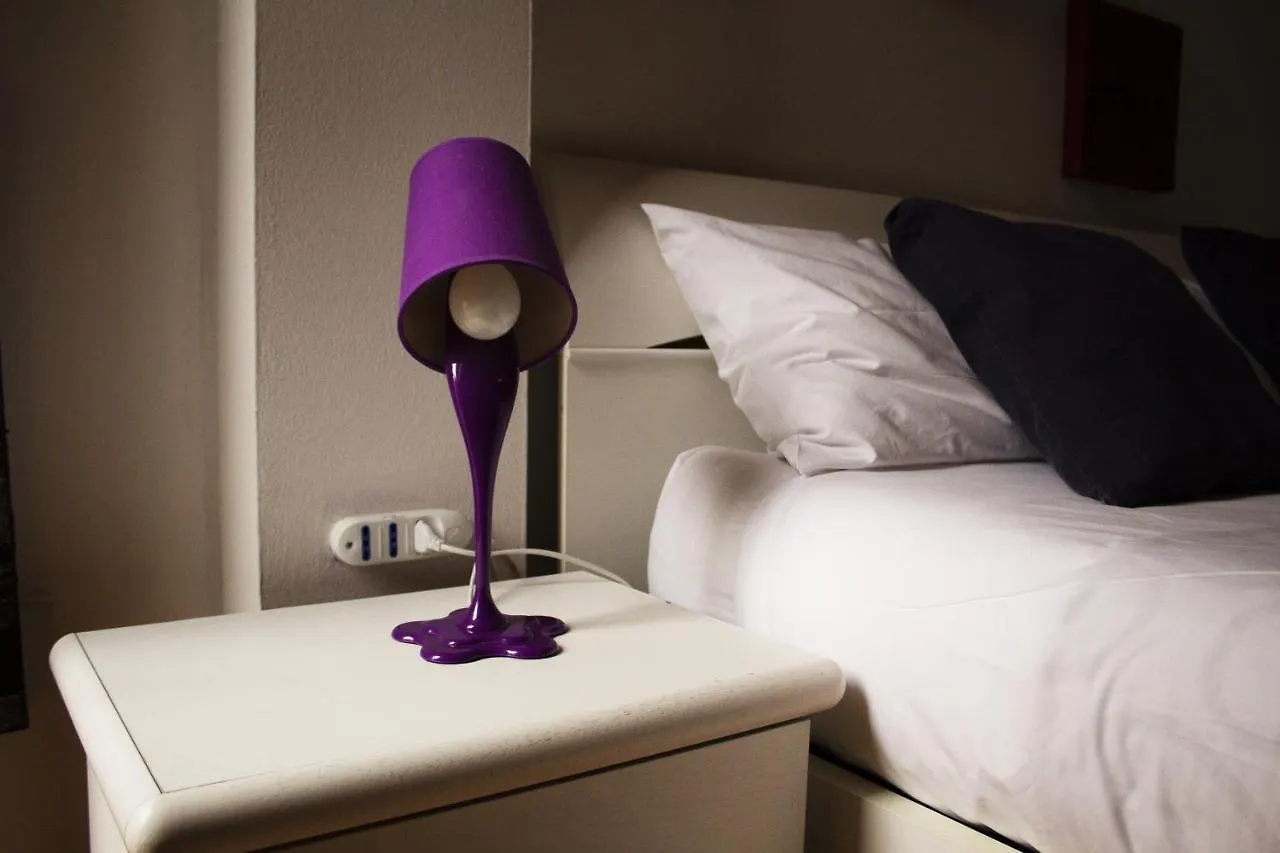 **  Sansiro47 Bed & Breakfast Milan Italy